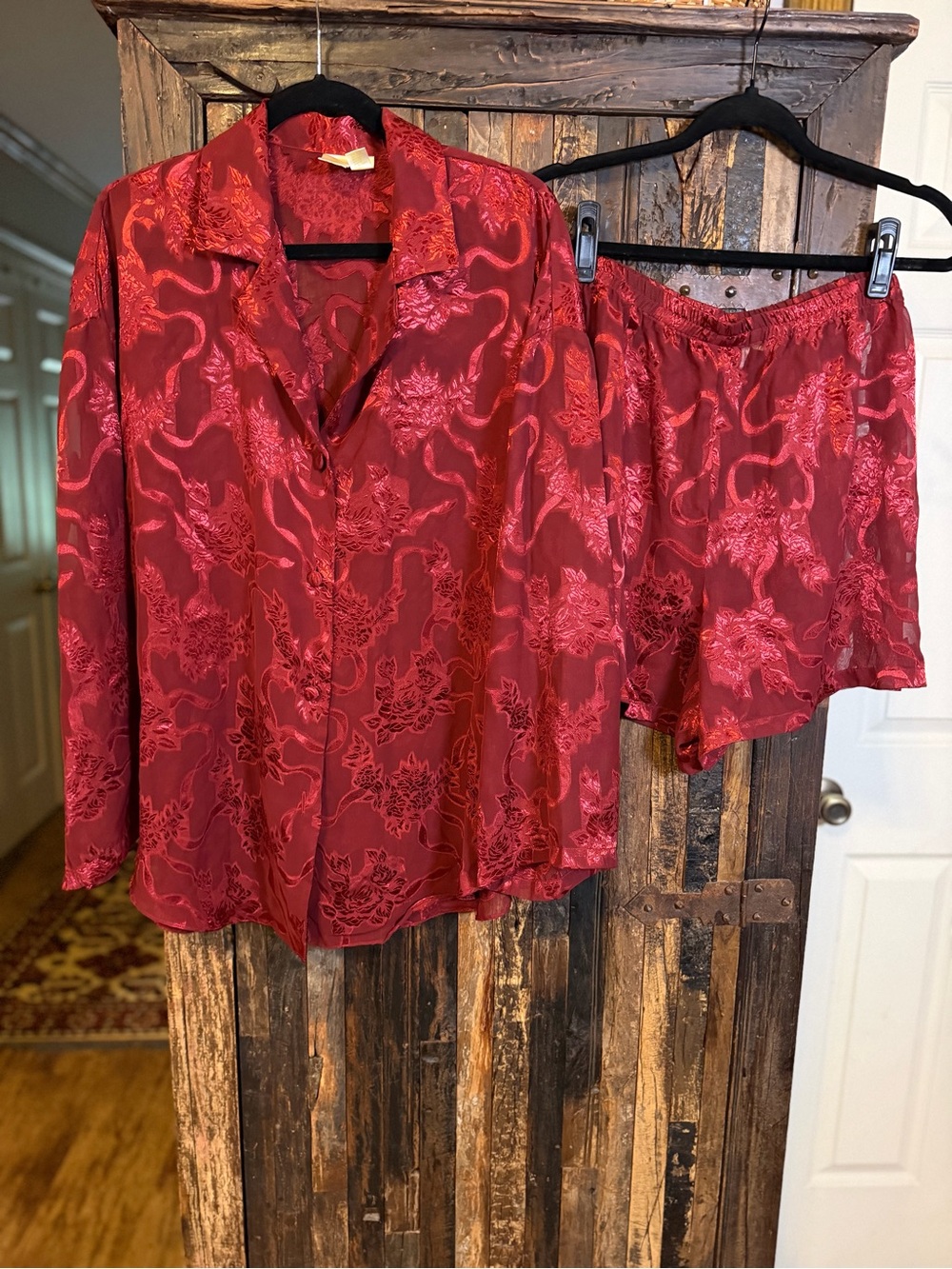 Vintage 90s Victoria’s Secret Gold Label Red Jacquard Pajama Set L Shorts